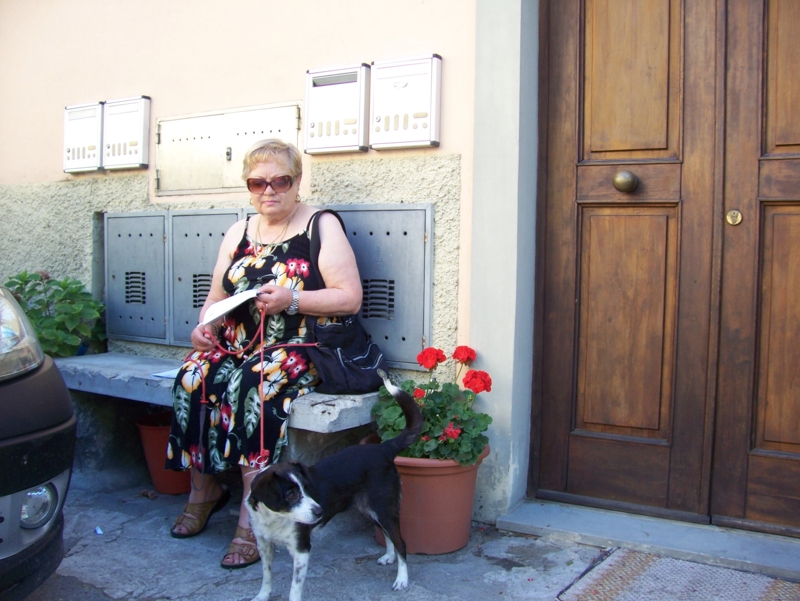  Image name: Persone010.jpg 
 width: 800 pixel 
 height: 601 pixel 
 Size: 361331 bytes 
 Click to enlarge 